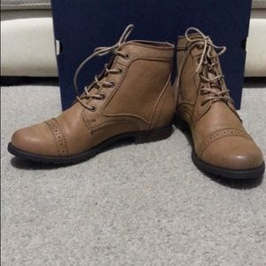 Women’s boots